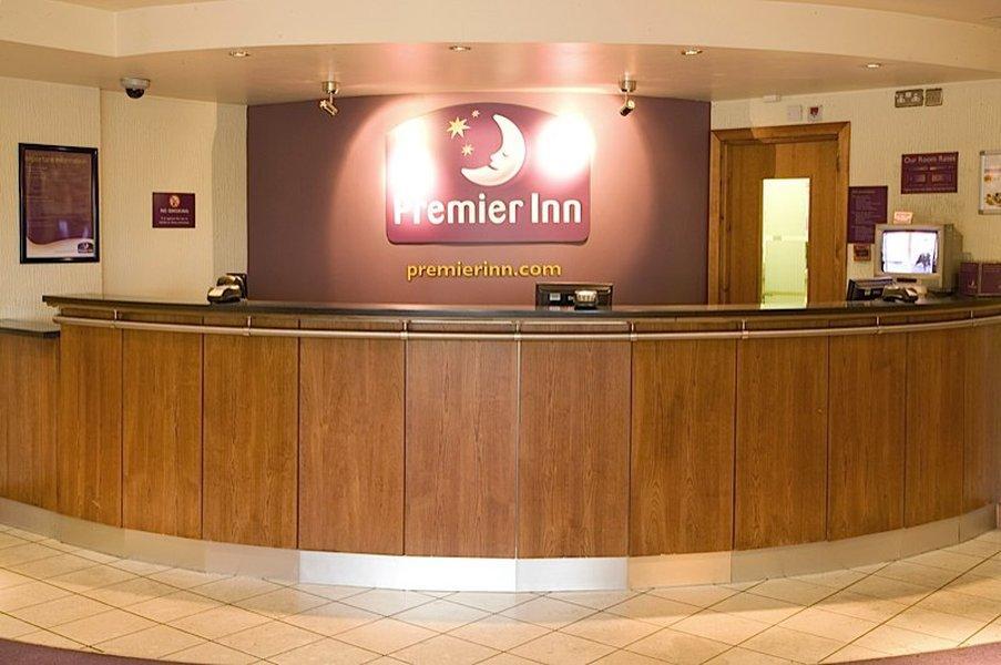 Premier Inn London Heathrow M4/J4 Hillingdon Buitenkant foto